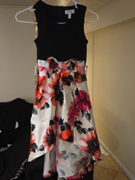 Speechless Other - Speechless Black Bodice Floral High-Low Dress with Bow